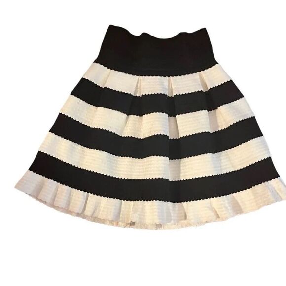 Anthropologie girls from Savoy adorable mini skirt size XS/S - Picture 1 of 3